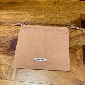 Tiny dust bag for mini wallet or card holder